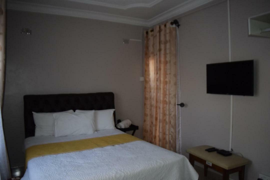 Villa Prince ฮาราเร ภายนอก รูปภาพ